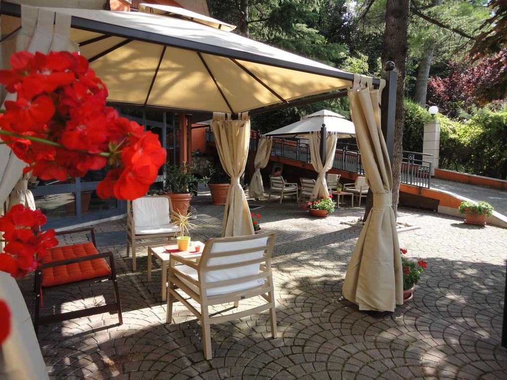 Hotel Arimannia Caramanico Terme Exteriör bild